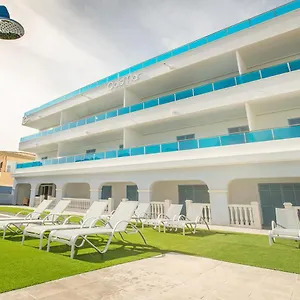 Dols Mar , Camp De Mar España